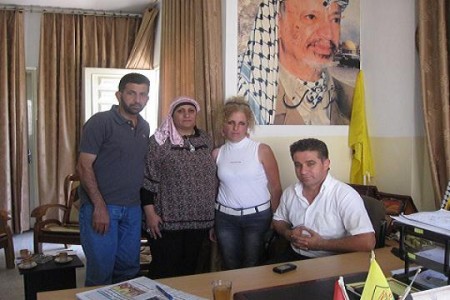 وفد (راصد) في الضفة الغربية يزور مكتب اقليم فتح في نابلس