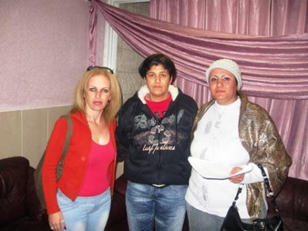 وفد (راصد) في الضفة يزور الأسيرة أمل جمعة ويرفع مناشدتها للمسؤولين والمجتمع المدني